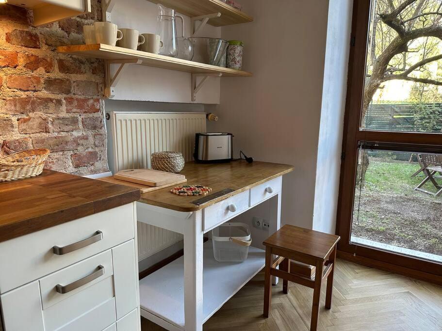 Appartement Stary Mokotow, Z Ogrodkiem à Varsovie Extérieur photo