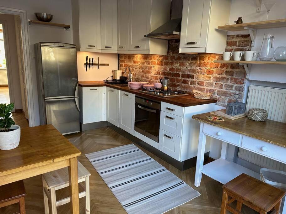 Appartement Stary Mokotow, Z Ogrodkiem à Varsovie Extérieur photo