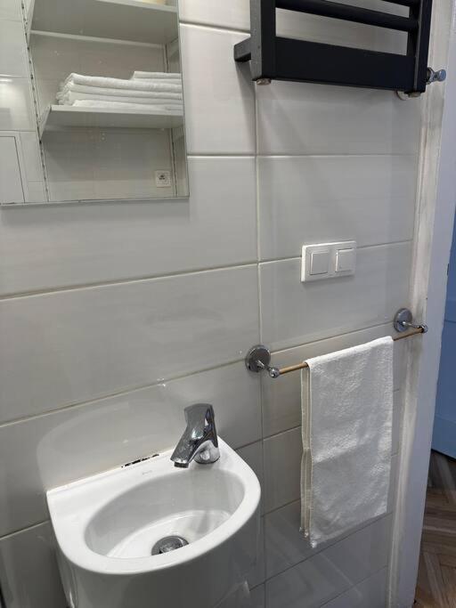 Appartement Stary Mokotow, Z Ogrodkiem à Varsovie Extérieur photo